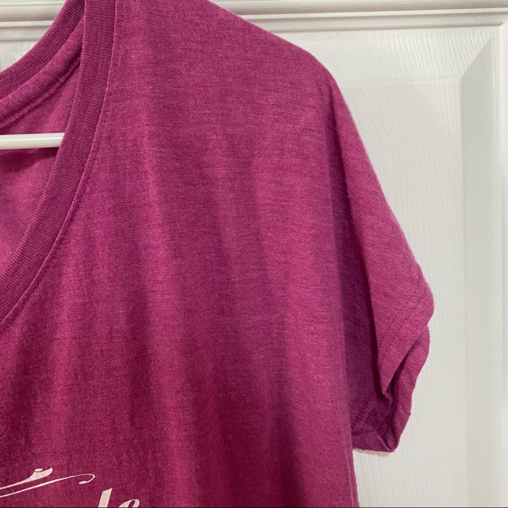 Art Teacher V-Neck Tee - Picture 5 of 5